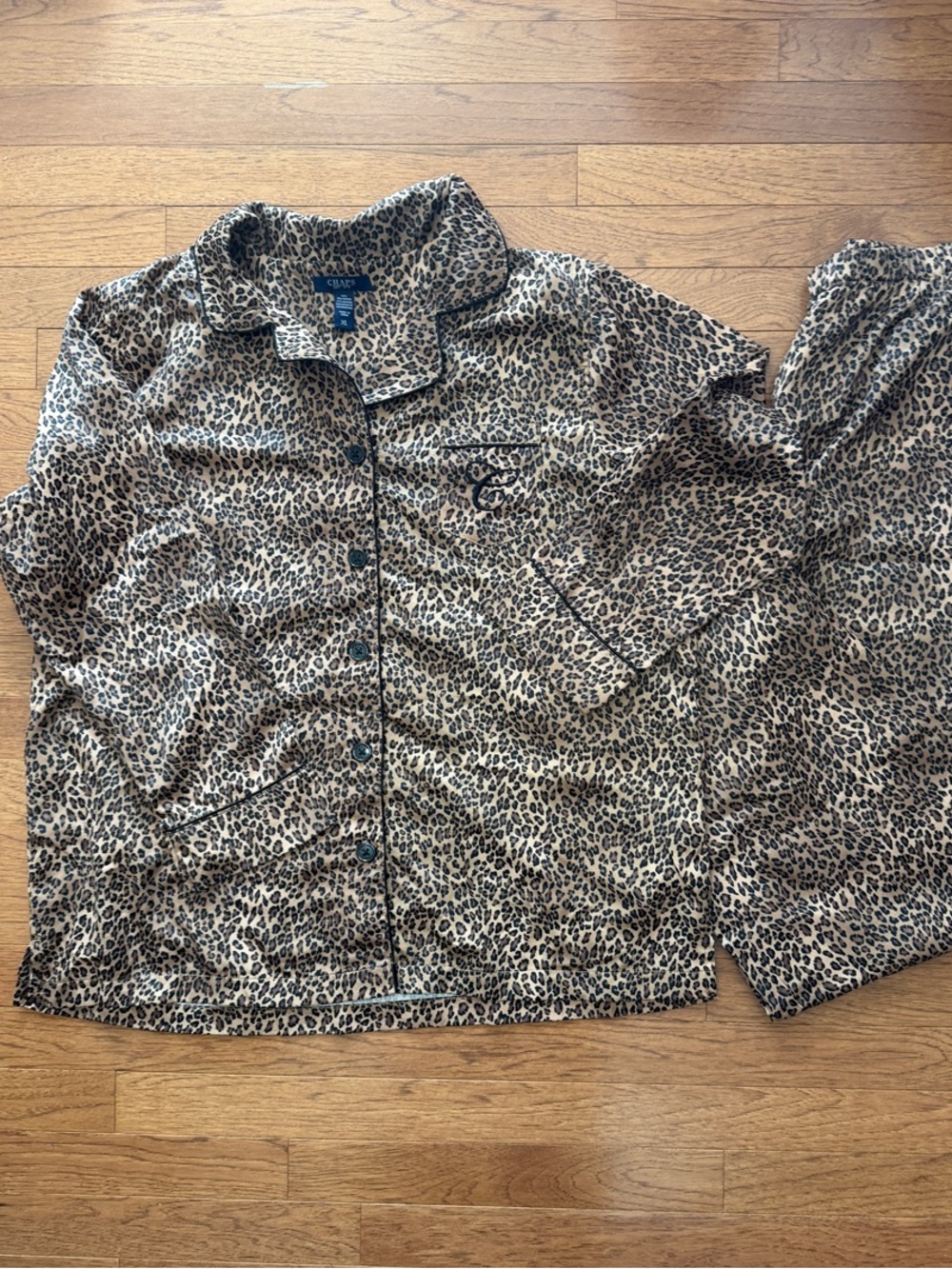 Chaps Leopard Print Women’s Pajama Set - Neutral Animal Print